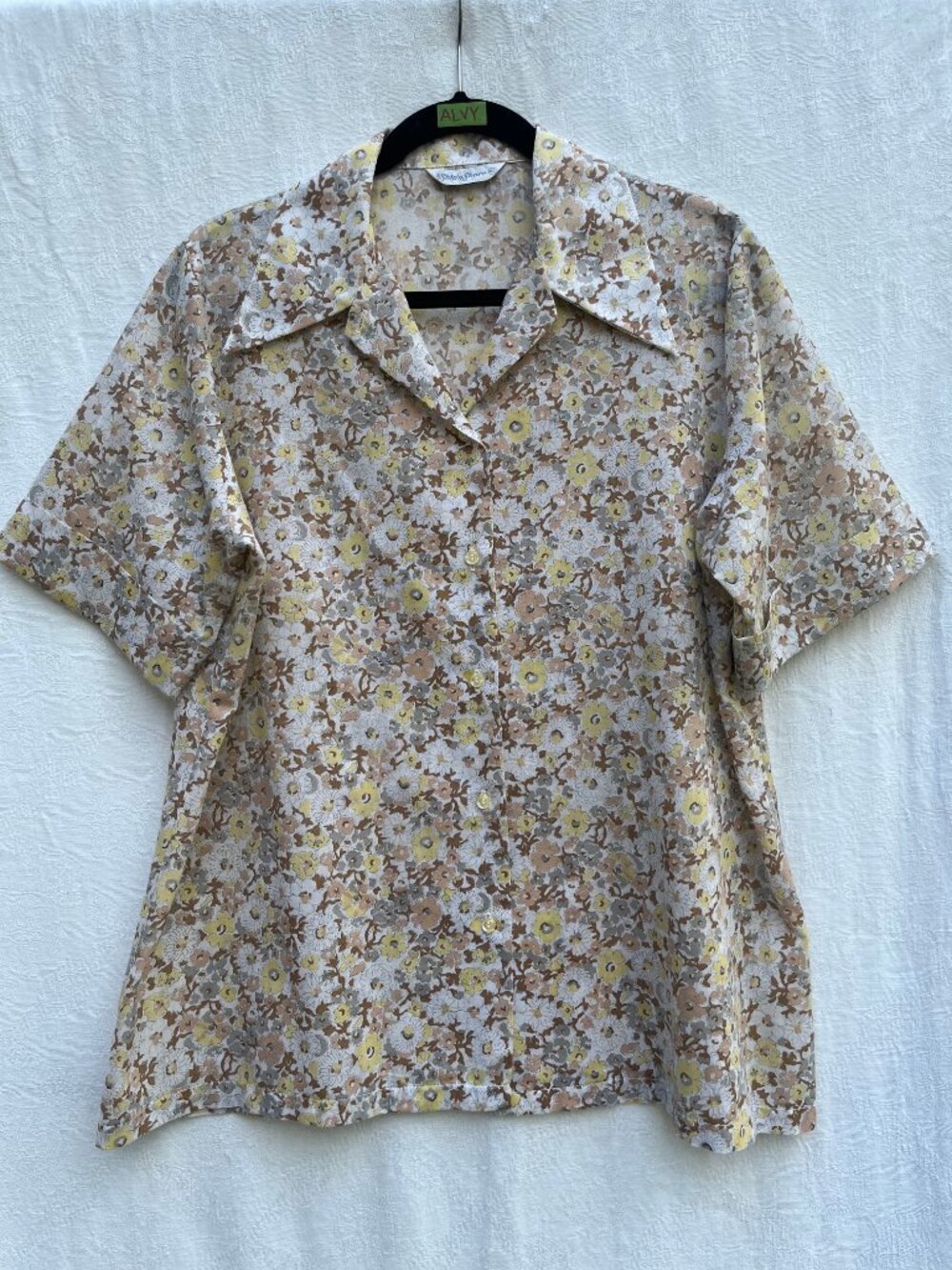 Vintage 1960s Earthy Floral Cotton Buttondown Short Sleeve Shirt Plus Size